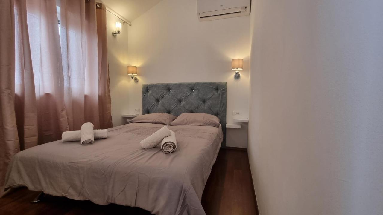 Holiday Home Gabi Rogoznica Kültér fotó
